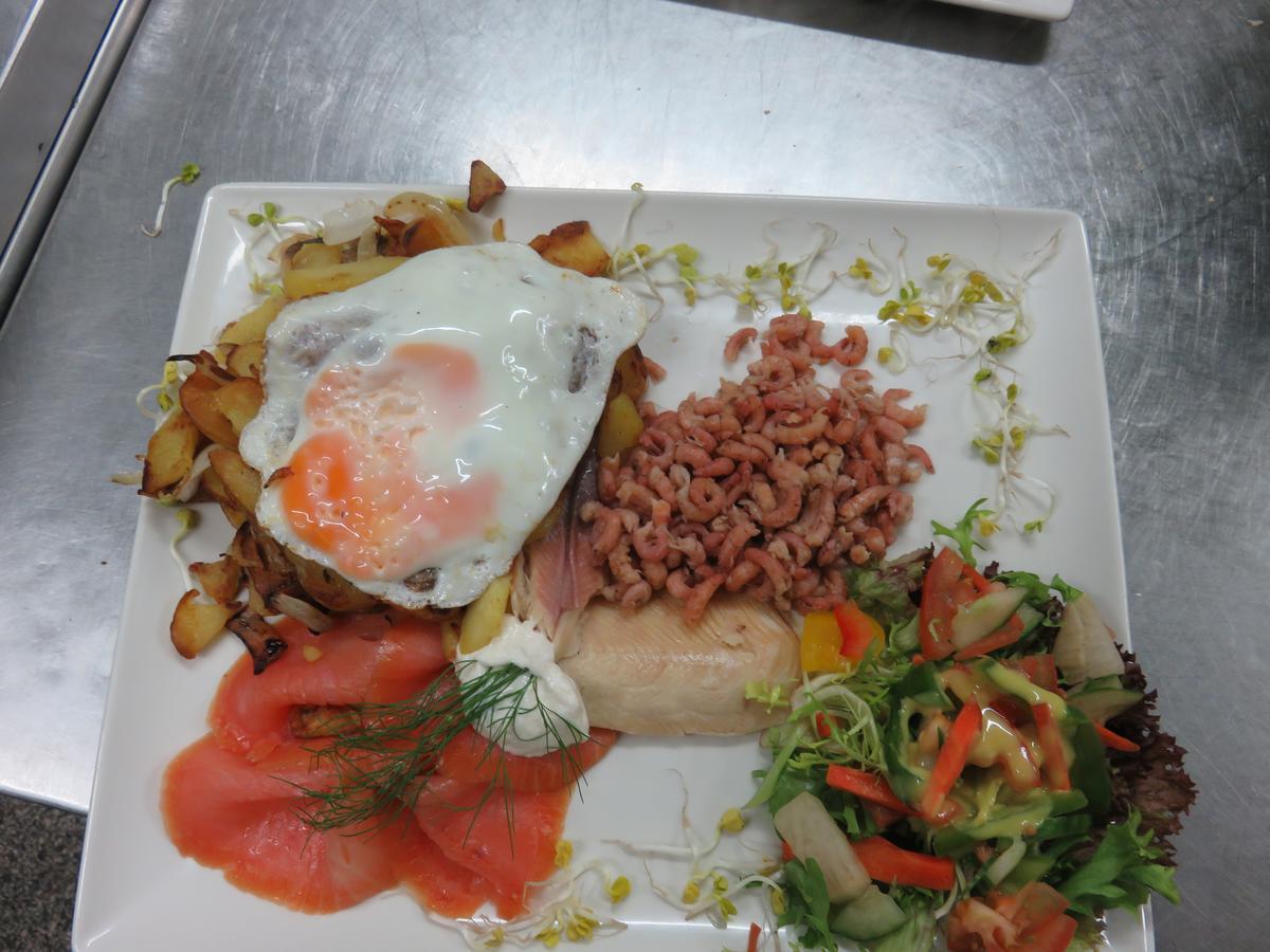 Bredeneeker Gasthaus Rastorf Екстериор снимка